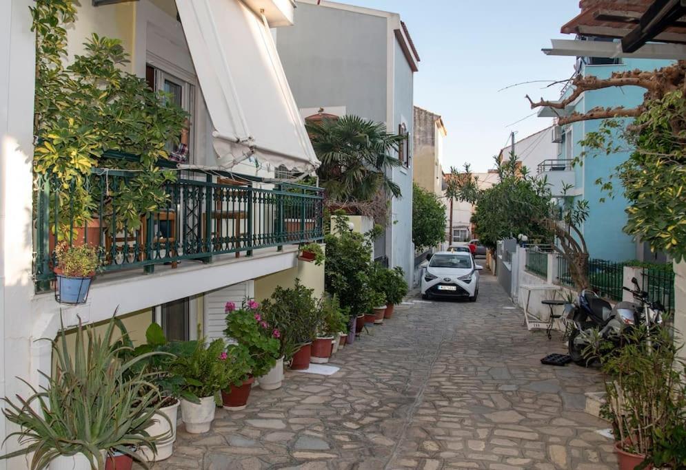 Apartment μάνια